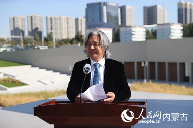 全國政協(xié)副秘書長、民盟中央專職副主席、中國美術(shù)館館長、中國城市雕塑家協(xié)會主席吳為山開幕致辭。王劭凱攝