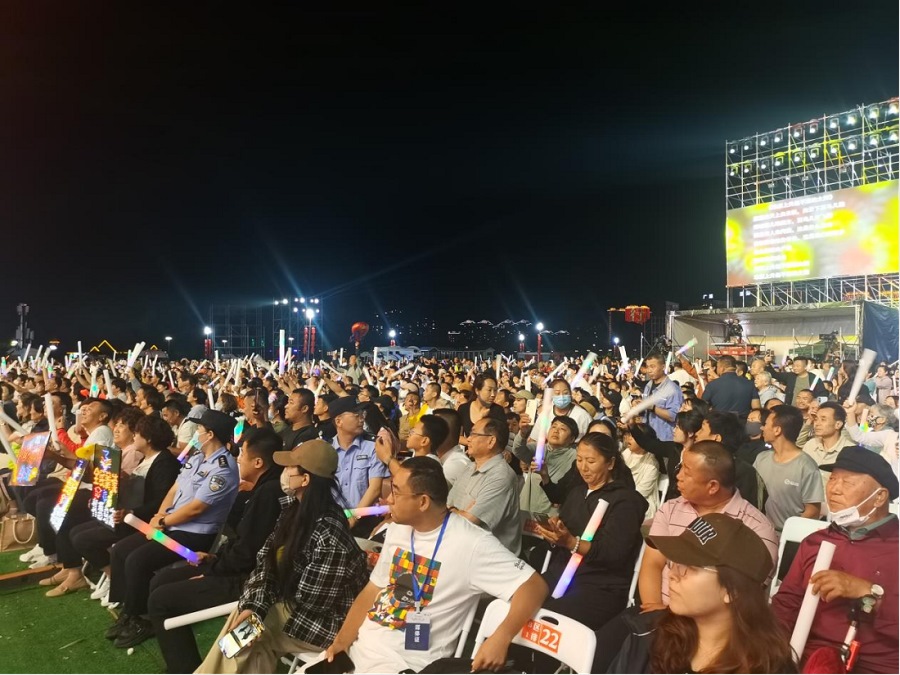 “如七而遇 相思烏?！边@場(chǎng)七夕主題音樂(lè)會(huì)甜出圈665.png