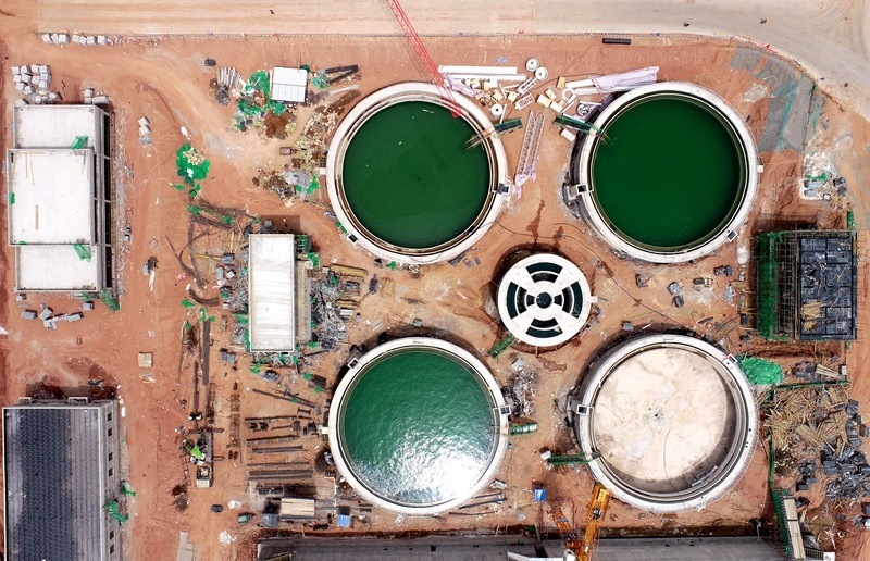 污水處理廠及水資源再生利用項(xiàng)目沉淀池。受訪者供圖