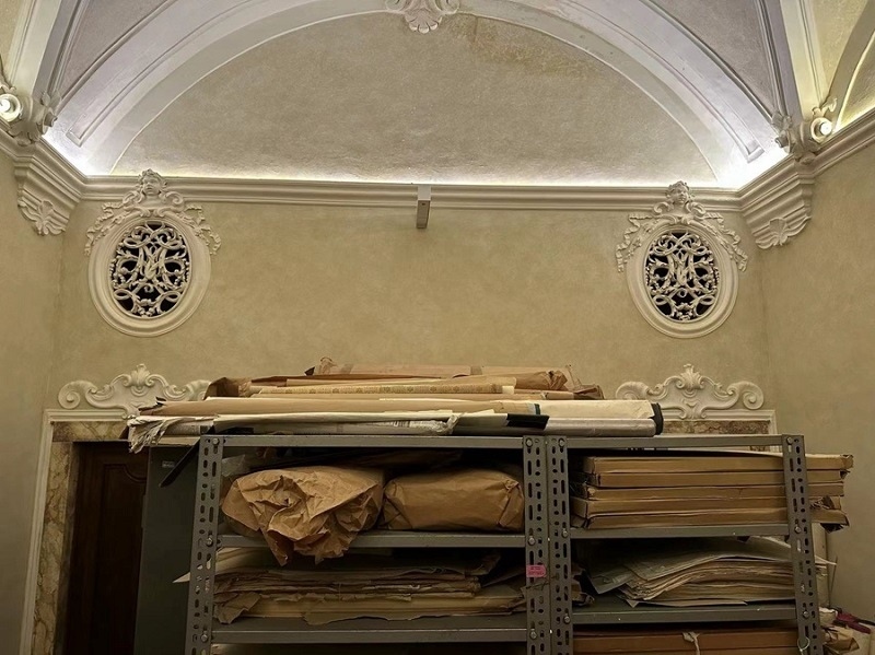 美第奇洛倫佐圖書館保存古籍。中藝國際供圖