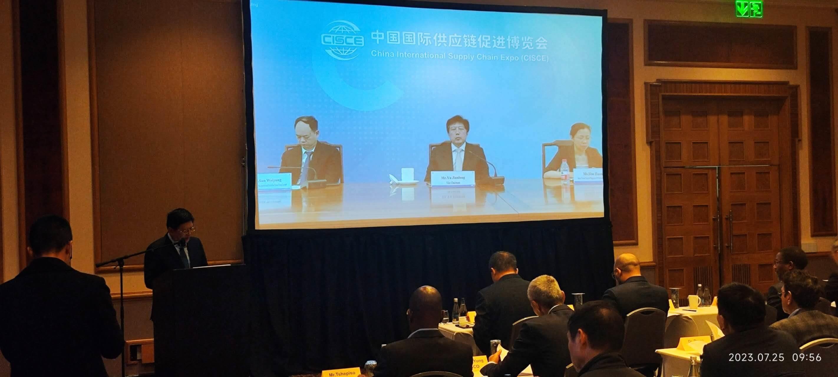 唐中東總領(lǐng)事致辭。圖片來(lái)源：貿(mào)促會(huì)