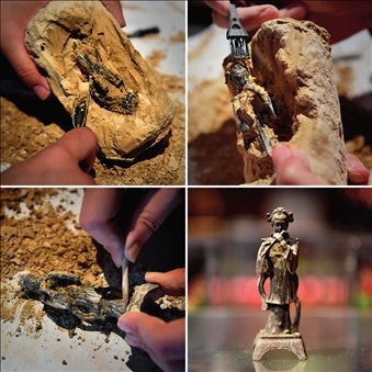 河南博物院推出的“考古盲盒”的“挖寶”過(guò)程（2022年5月17日攝） 李安攝/本刊