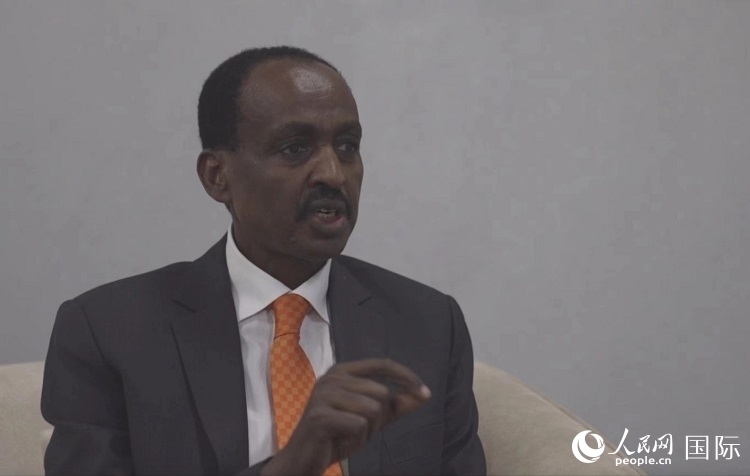 特肖梅·托加接受人民網(wǎng)專訪。人民網(wǎng)記者 劉寧攝