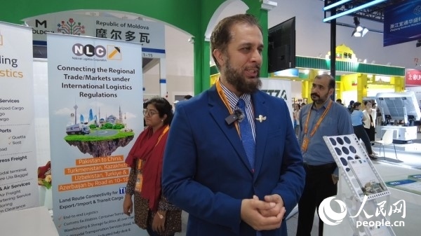 9月2日，巴基斯坦駐華使館商務參贊古拉姆·卡迪爾接受人民網(wǎng)記者采訪。人民網(wǎng)記者 趙雯博攝