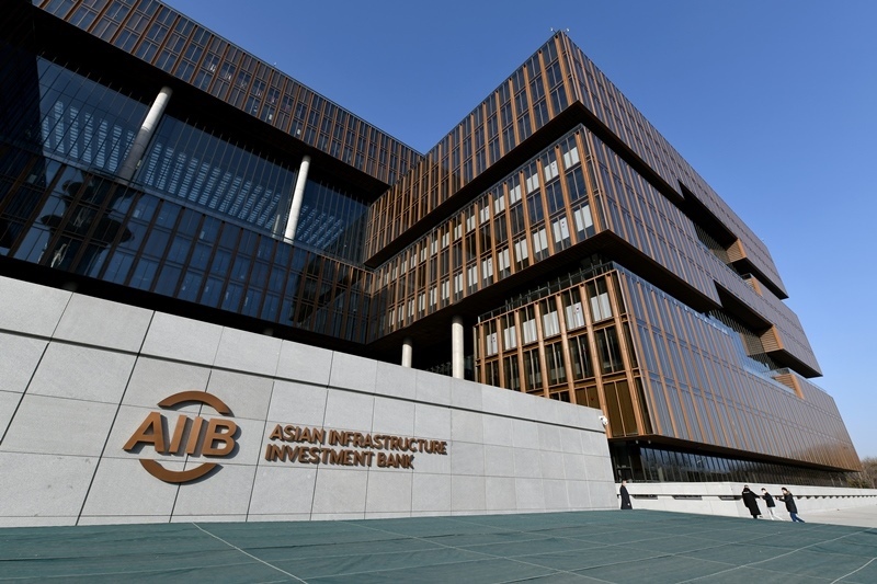 這是位于北京朝陽區(qū)的亞洲基礎(chǔ)設(shè)施投資銀行總部大樓。