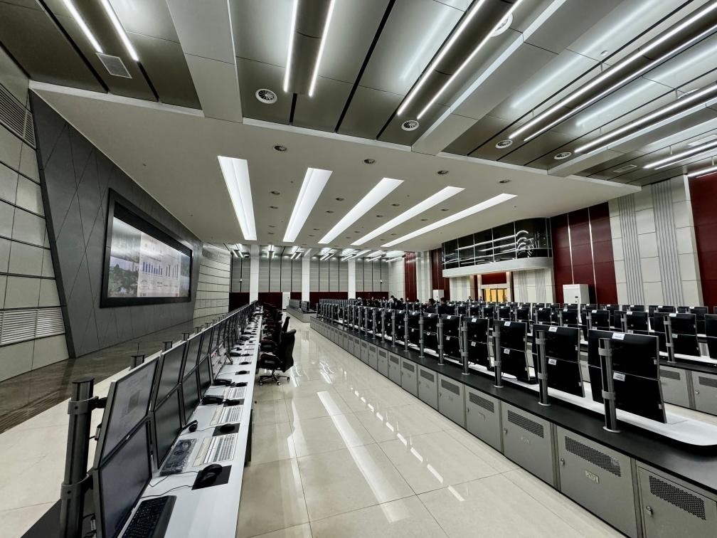 近日拍攝的公司管控中心。新華社記者 胡晨歡 攝