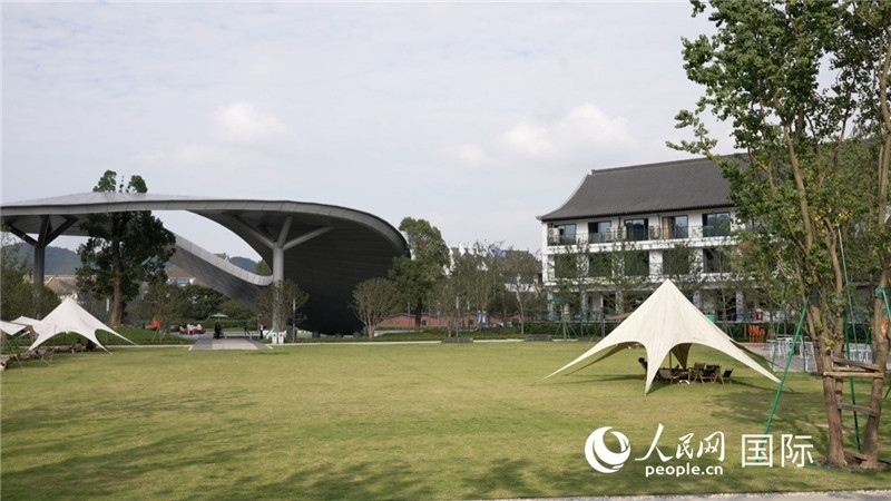 安吉露營地。人民網(wǎng) 彭昱凱攝