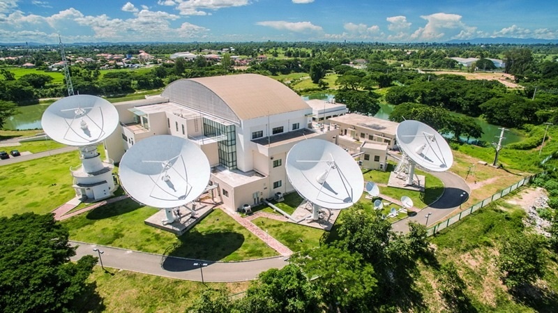 2016年8月1日拍攝的老撾首都萬象的老撾一號(hào)通信衛(wèi)星地面站全景。