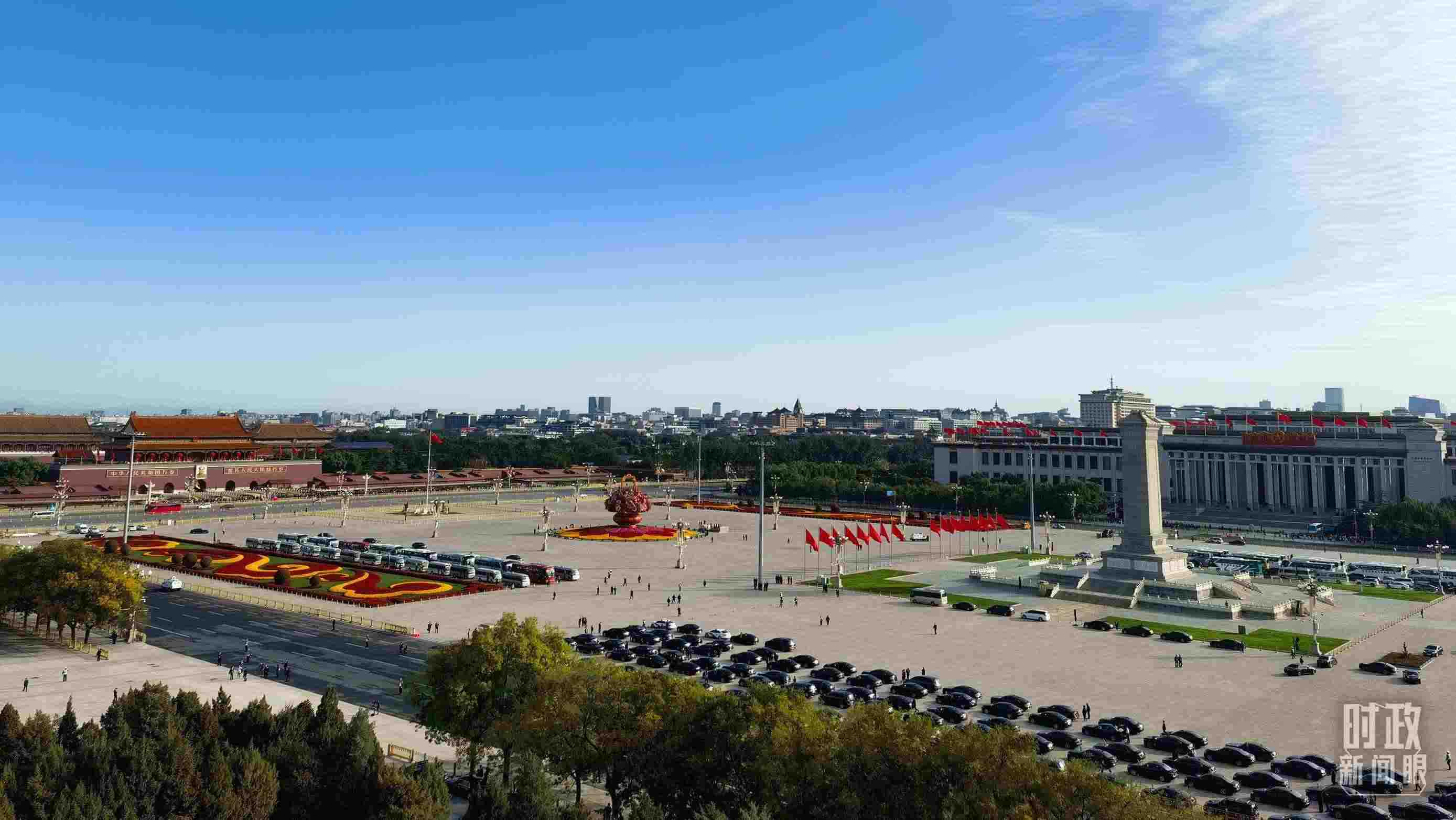 △18日的天安門廣場(chǎng)。（總臺(tái)央視記者周志國(guó)拍攝）