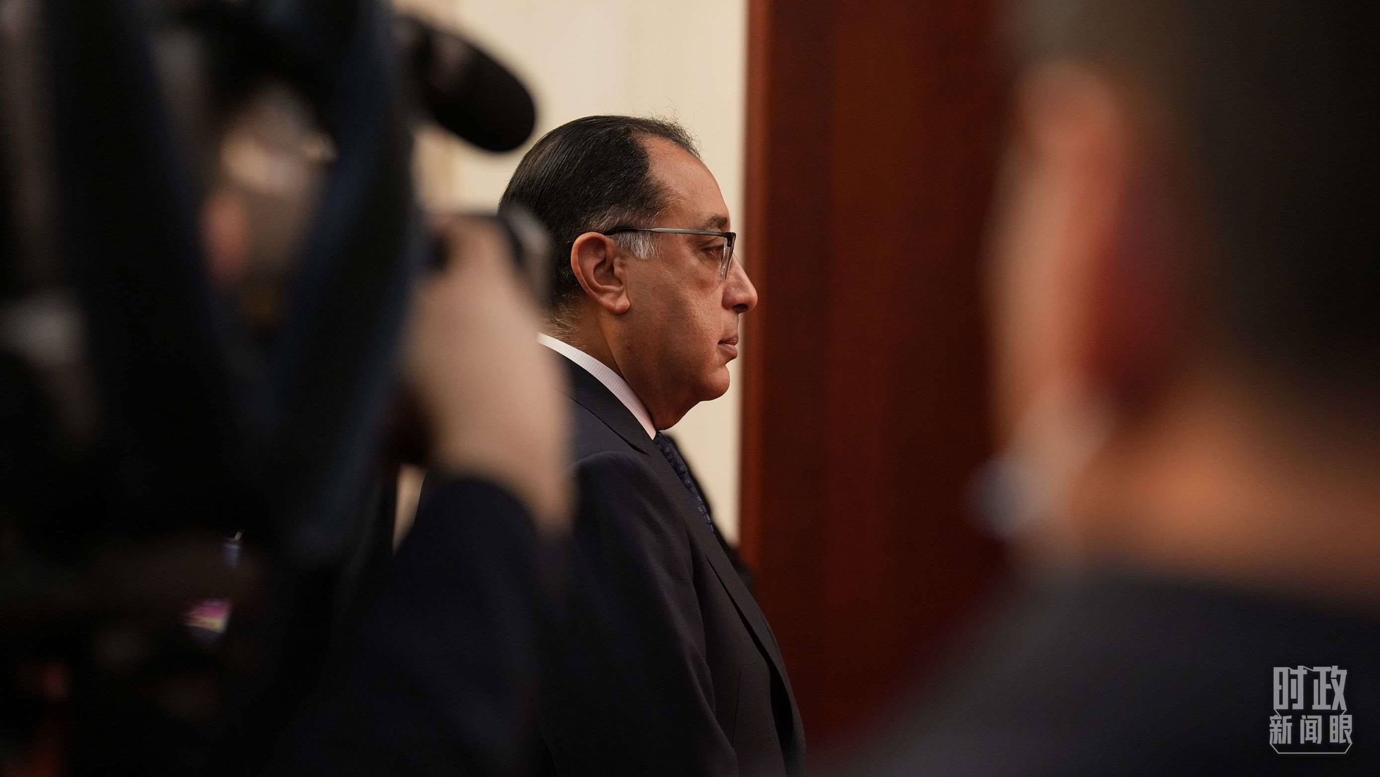 △人民大會堂，埃及總理馬德布利正在等候會見開始。（總臺國廣記者李晉拍攝）