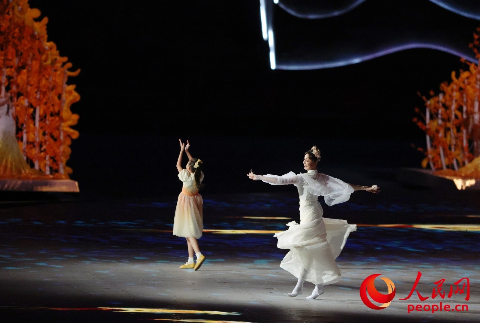 開(kāi)幕式現(xiàn)場(chǎng)。人民網(wǎng) 周靜圓攝