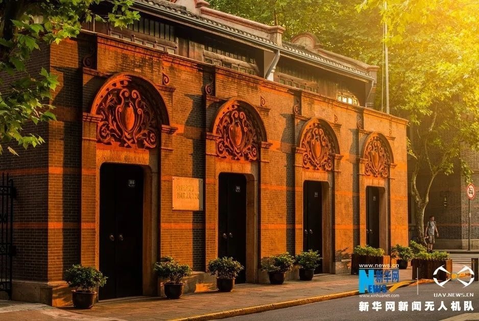 晨曦下的中共一大會址紀念館。新華網(wǎng) 吳愷 攝