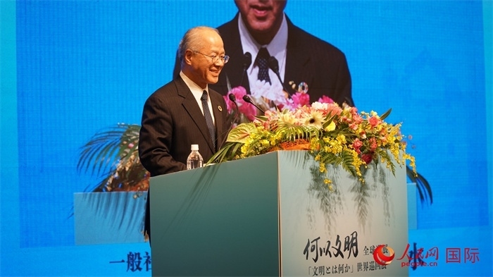 日本日中協(xié)會(huì)理事長(zhǎng)瀨野清水致辭。人民網(wǎng) 蔣曉辰攝