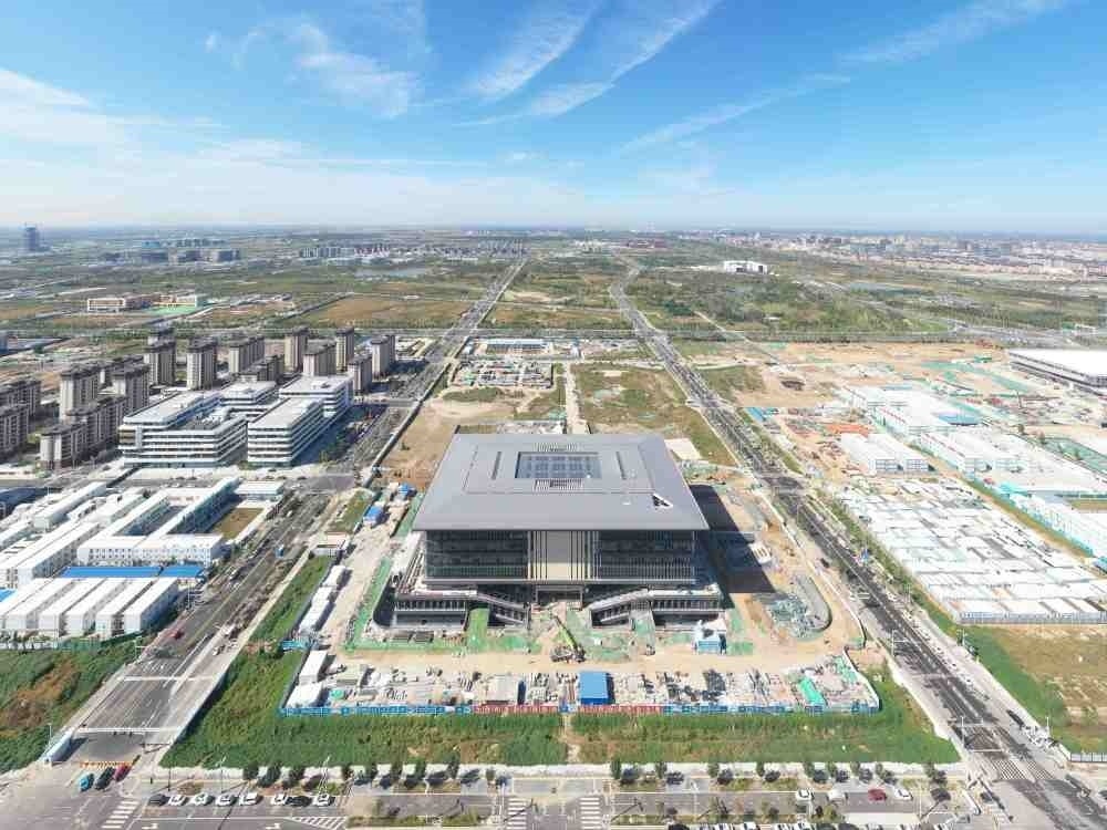 這是雄安新區(qū)大學園圖書館（2023年10月1日攝，無人機照片）。新華社記者 朱旭東 攝