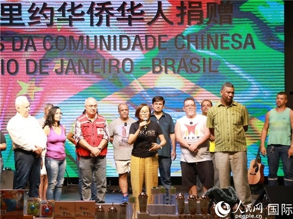 捐贈活動中方發(fā)起人之一的孫特英女士在捐贈活動中致辭。人民網(wǎng)記者 陳海琪攝