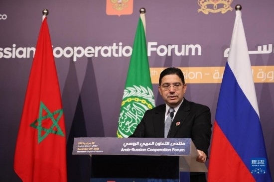12月20日，在摩洛哥南部城市馬拉喀什舉行的第六屆阿拉伯-俄羅斯合作論壇主議程結(jié)束后，摩洛哥外交大臣布里達(dá)在記者會(huì)上講話。新華社記者霍晶攝