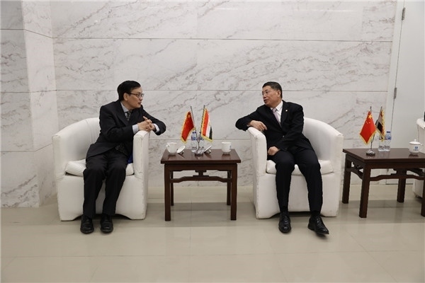 李永明同埃及趙劉慶公參會談交流。主辦方供圖