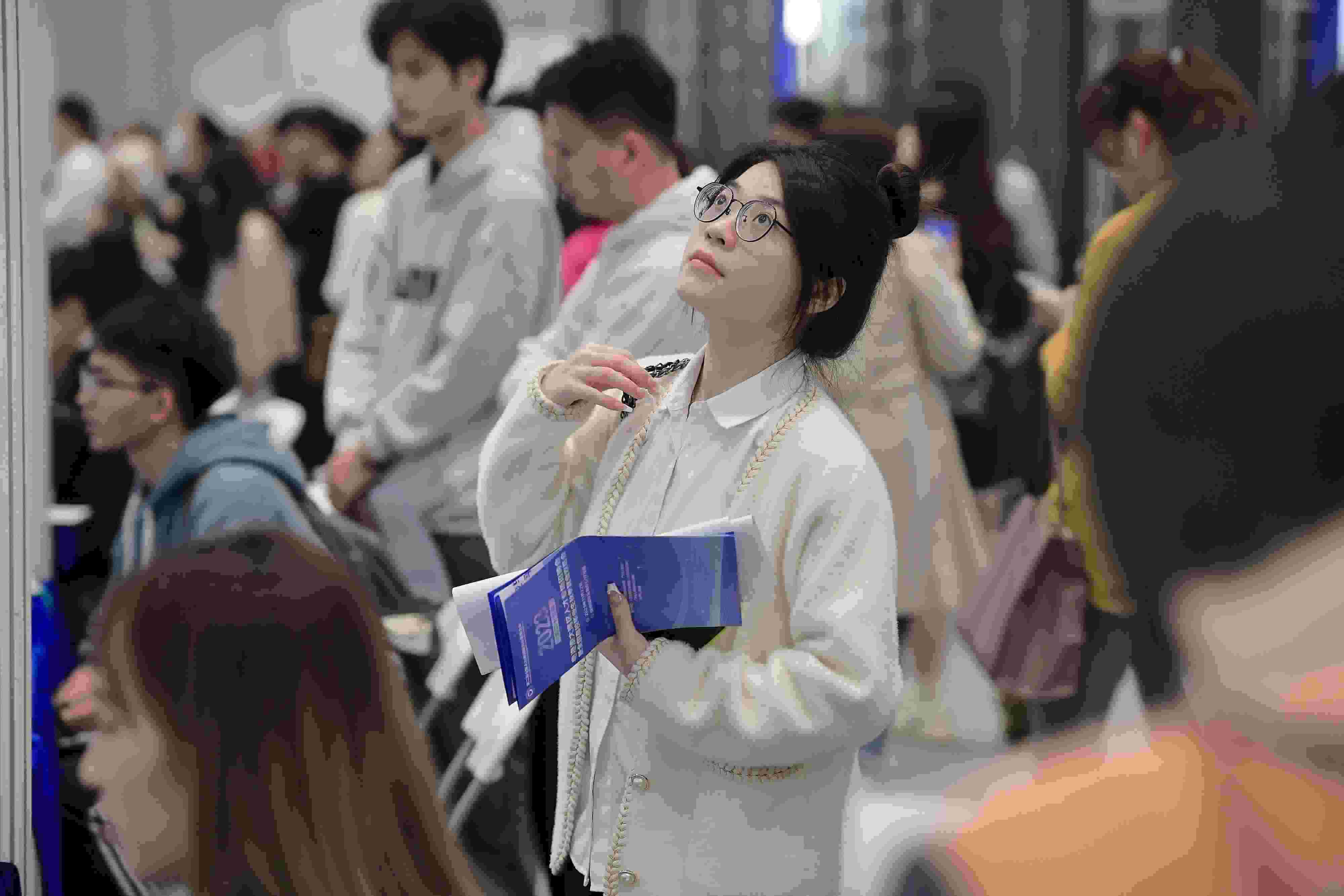  2023年11月22日，2023年粵港澳大灣區(qū)人才專場招聘會暨第27屆全國高校畢業(yè)生秋季就業(yè)雙選會在深圳國際會展中心舉辦。