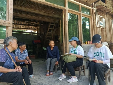 △ 2022年7月，華中師范大學(xué)生命科學(xué)學(xué)院鄉(xiāng)村振興之旅暑期實(shí)踐隊(duì)赴湖北省恩施市宣恩縣長潭河侗族鄉(xiāng)開展“生態(tài)文明助力鄉(xiāng)村振興”暑期社會(huì)實(shí)踐活動(dòng)。