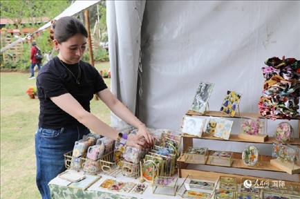 坎波·馬特活動(dòng)現(xiàn)場(chǎng)。埃內(nèi)斯托·多明戈斯攝