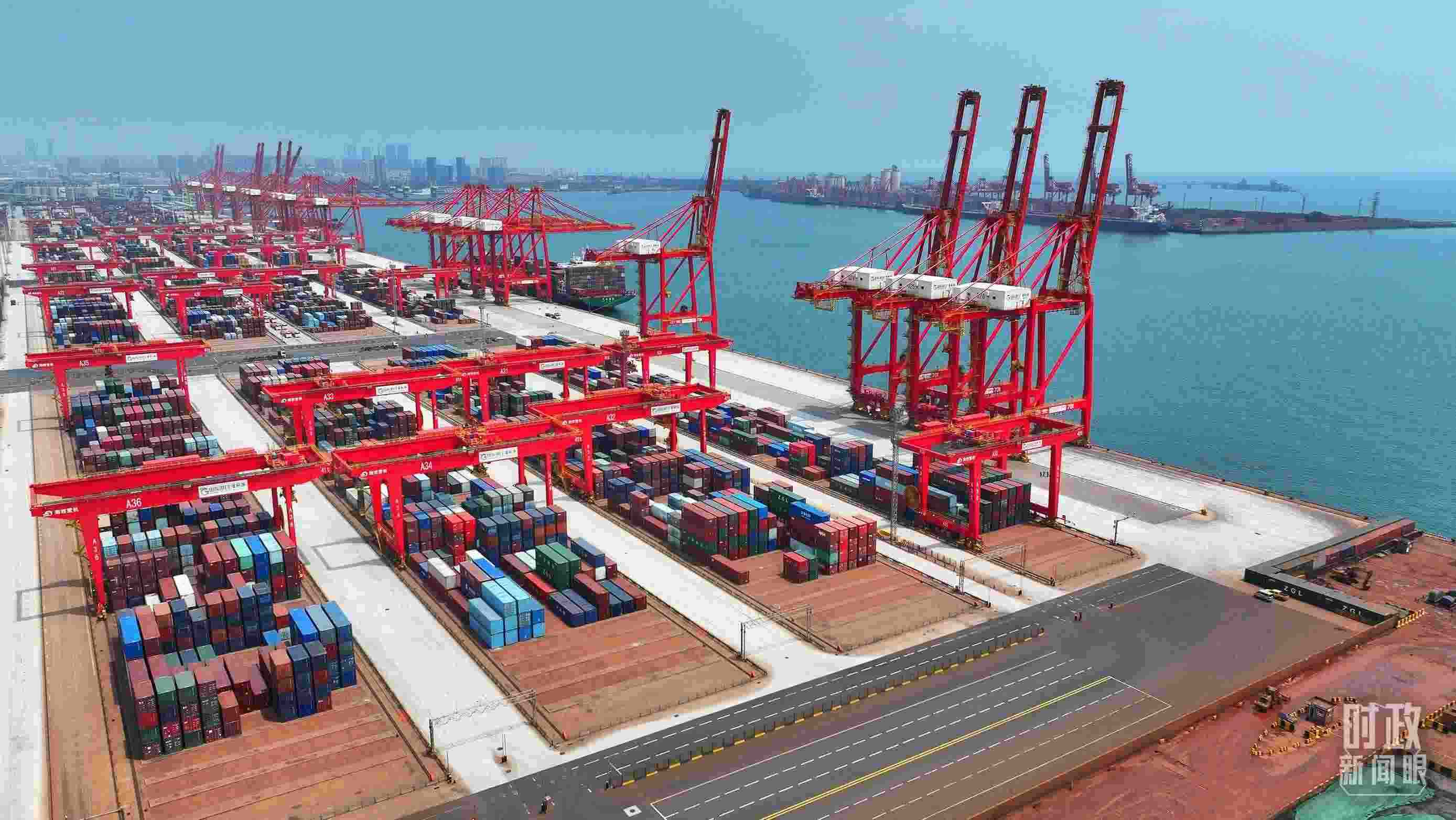 山東日照港。（總臺央視記者范凱拍攝）