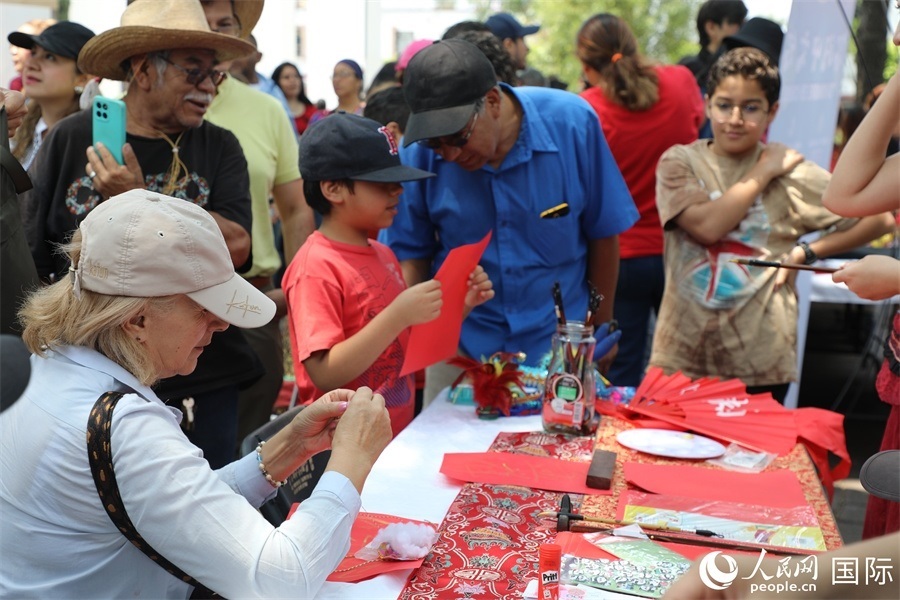 活動現(xiàn)場。人民網(wǎng) 埃內(nèi)斯托·多明戈斯攝