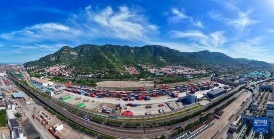 這是6月26日拍攝的中哈連云港物流合作基地（無(wú)人機(jī)照片）。新華社記者 季春鵬 攝