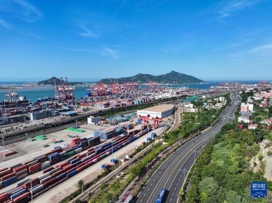 這是6月26日拍攝的中哈連云港物流合作基地（無(wú)人機(jī)照片）。新華社記者 季春鵬 攝