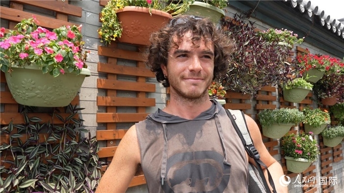 圖為意大利籍游客盧卡·拉·萬科（Luca La Vanco）。人民網(wǎng)記者 吳超嵐攝