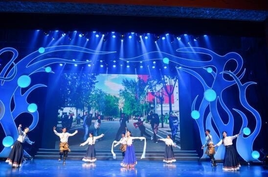 第十屆“歡動(dòng)北京”開幕，12國(guó)青少年向未來問好