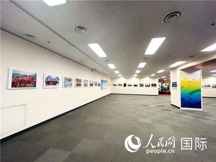 圖片展現(xiàn)場(chǎng)。人民網(wǎng) 許可攝vvvv