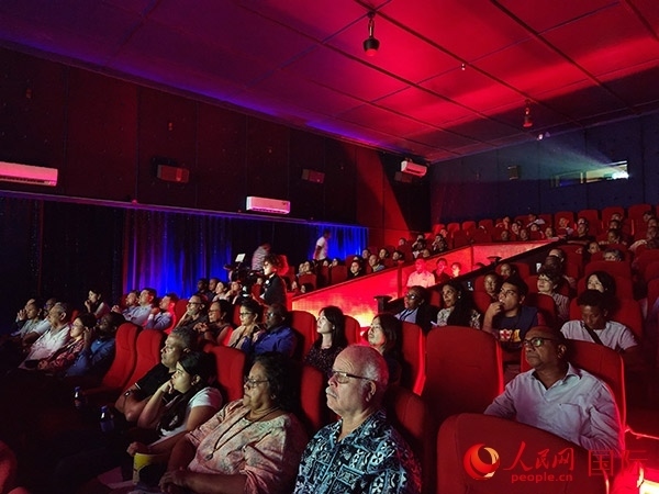 塞舌爾首屆中國(guó)電影節(jié)開(kāi)幕式現(xiàn)場(chǎng)。人民網(wǎng)記者 黃煒鑫攝