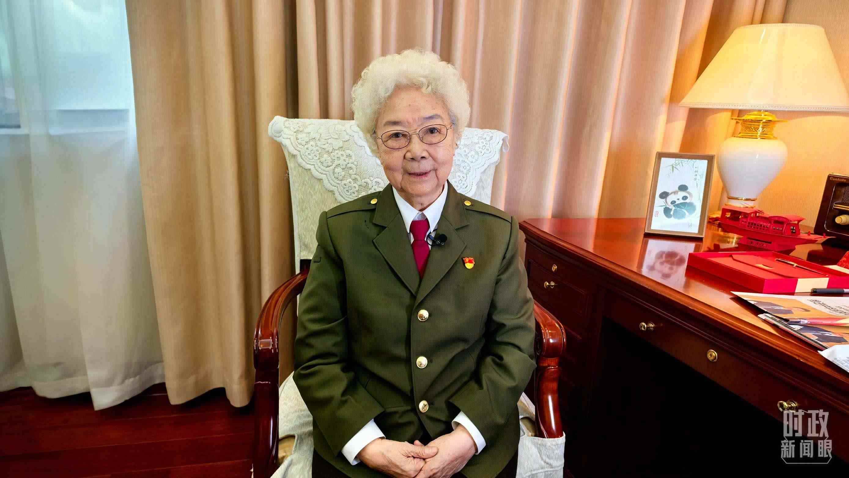 “人民藝術(shù)家”國家榮譽(yù)稱號獲得者田華。（總臺央視記者史偉拍攝）