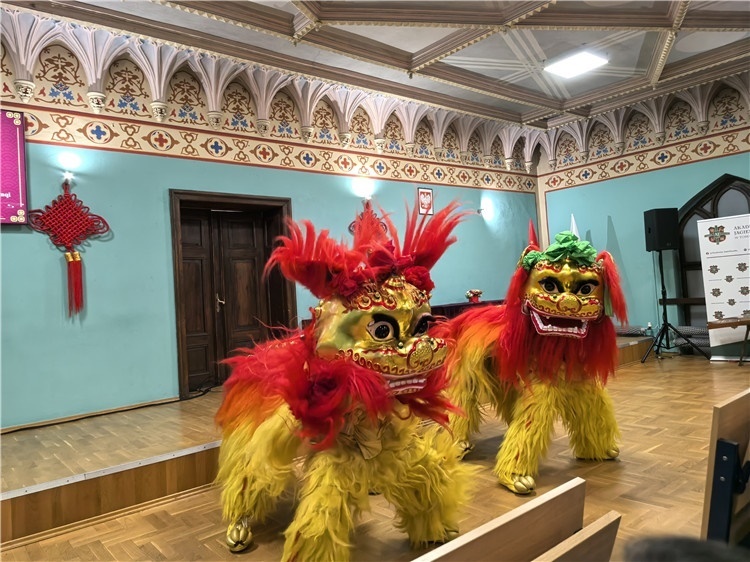 托倫雅蓋隆學(xué)院禮堂巡演現(xiàn)場。主辦方供圖。