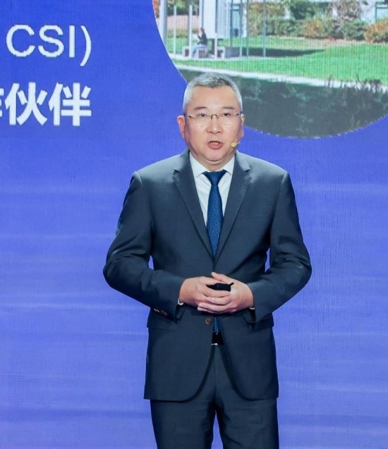 12月6日，法國達(dá)索系統(tǒng)公司全球執(zhí)行副總裁許善淞在深圳全球招商大會(huì)上。新華社發(fā)