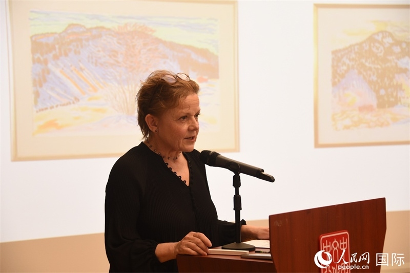 瑞典著名畫家比麗塔·穆?tīng)柕乃囆g(shù)講座。人民網(wǎng)記者 殷淼攝