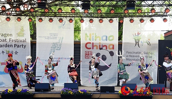 舞蹈《迎客歌》。人民網(wǎng)記者 殷淼